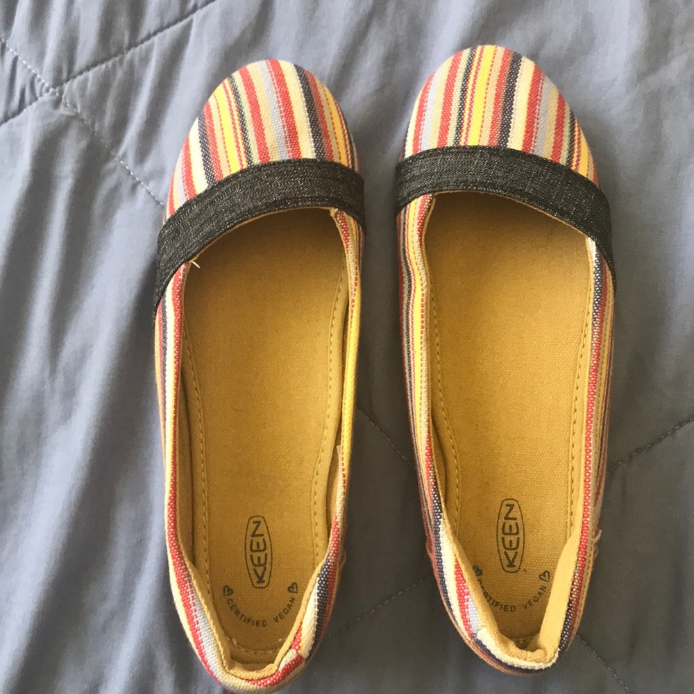 Shoe